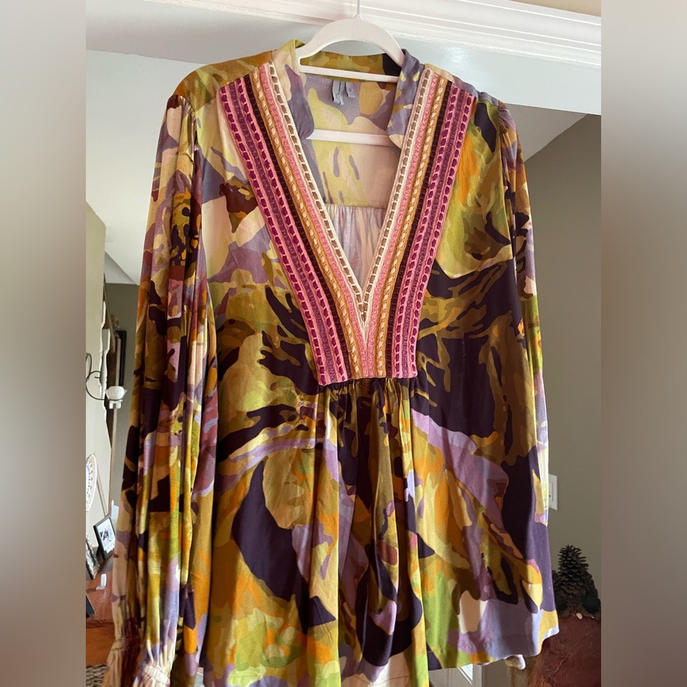 Anthropologie Bl nk Stephanie long sleeved top